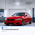Roter BMW M3 F80 im hellen Werkstattstudio